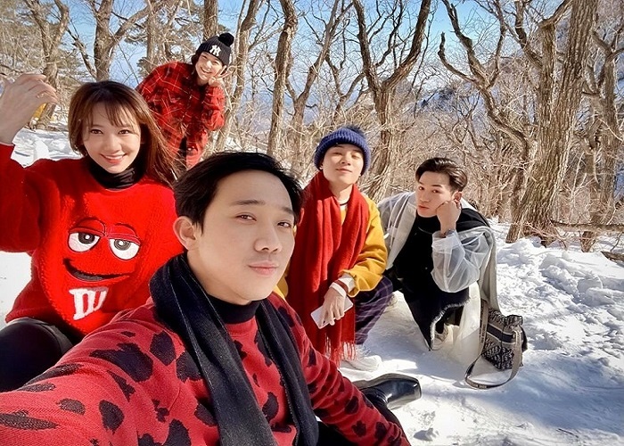 Trang phuc cua hoi ban than Tran Thanh anh 4