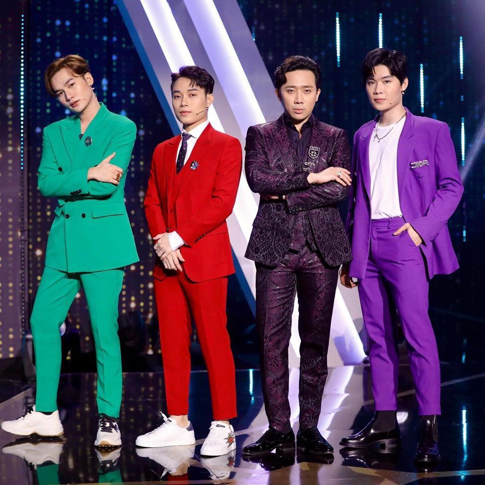 Trang phuc cua hoi ban than Tran Thanh anh 1