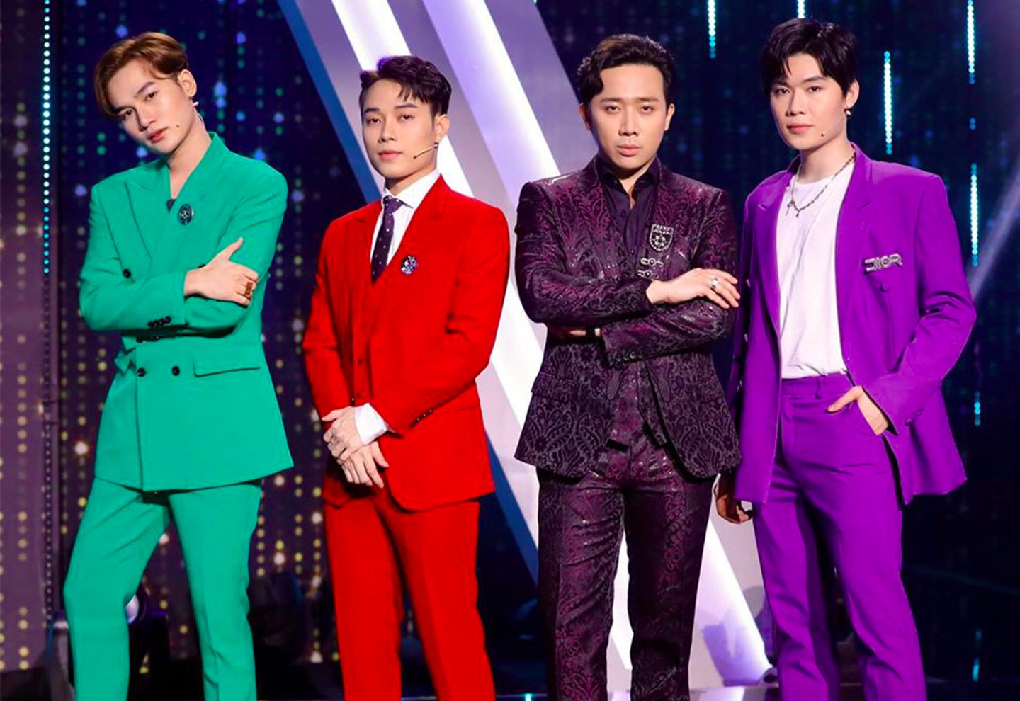 Nhom ban Tran Thanh mac do noi, lan at nu chinh 'Nguoi ay la ai' hinh anh