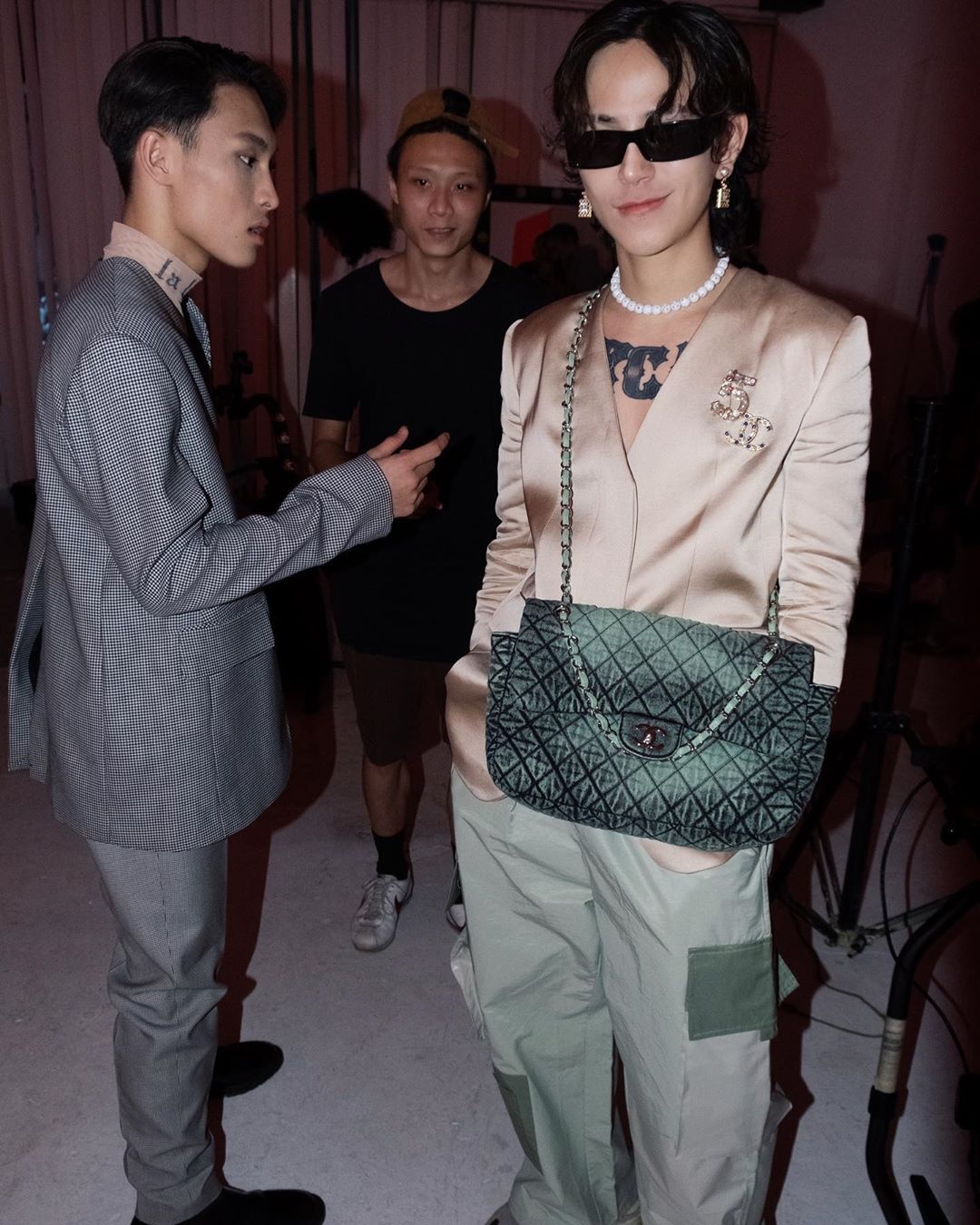 Binz mac do mau me anh 2