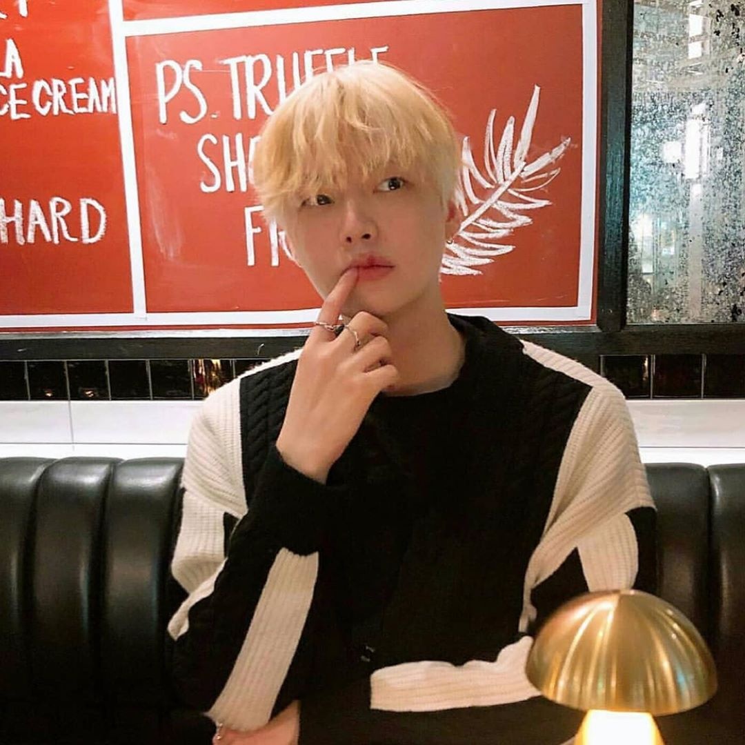 Ahn Jae Hyun xuong sac anh 5