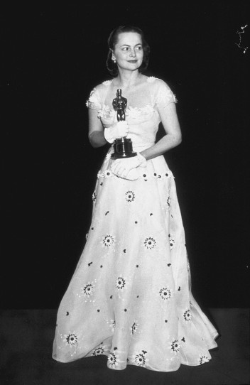 Thoi trang cua Olivia de Havilland anh 12