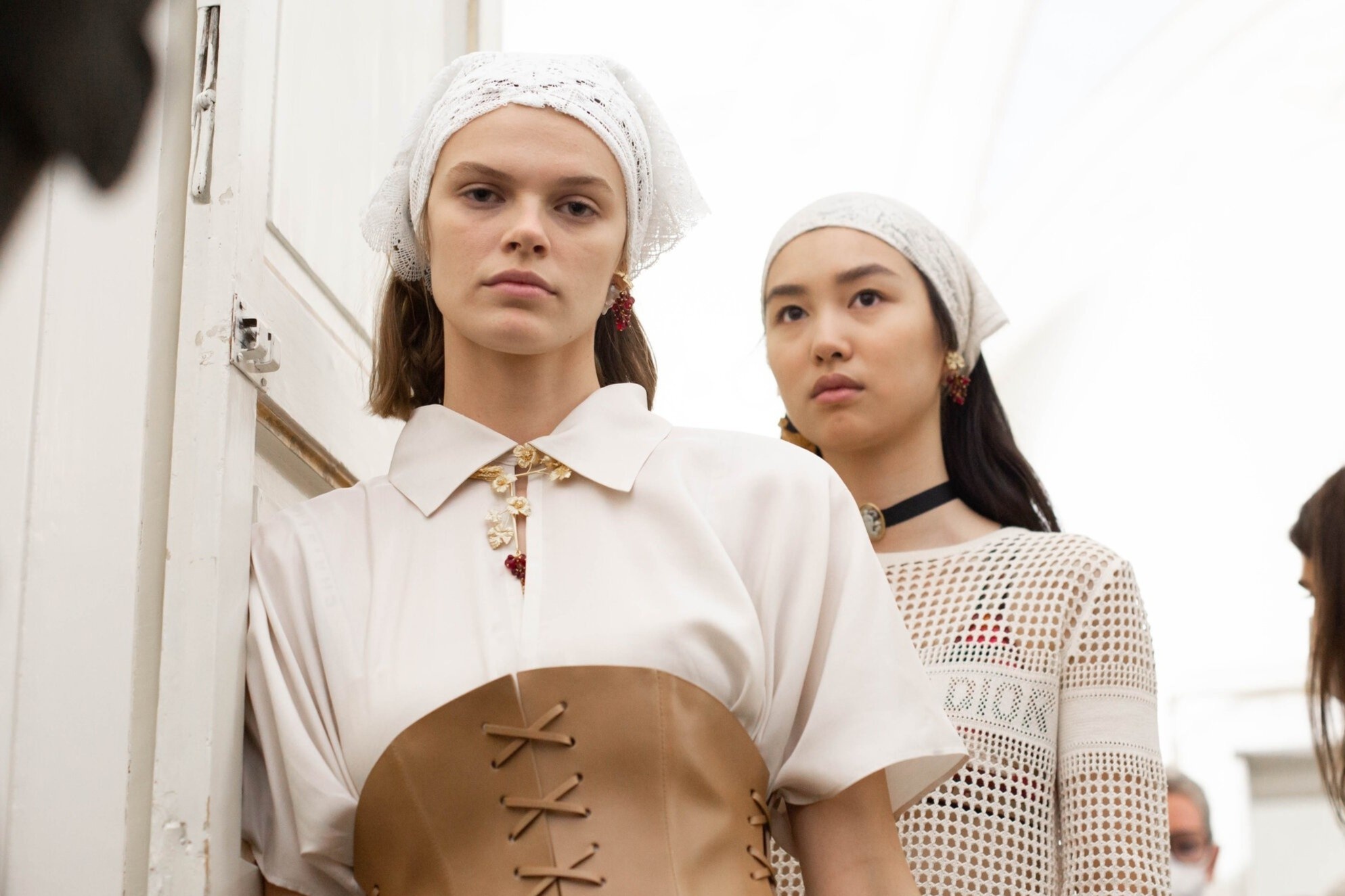 Burberry cho nhan vien lam nguoi mau hinh anh