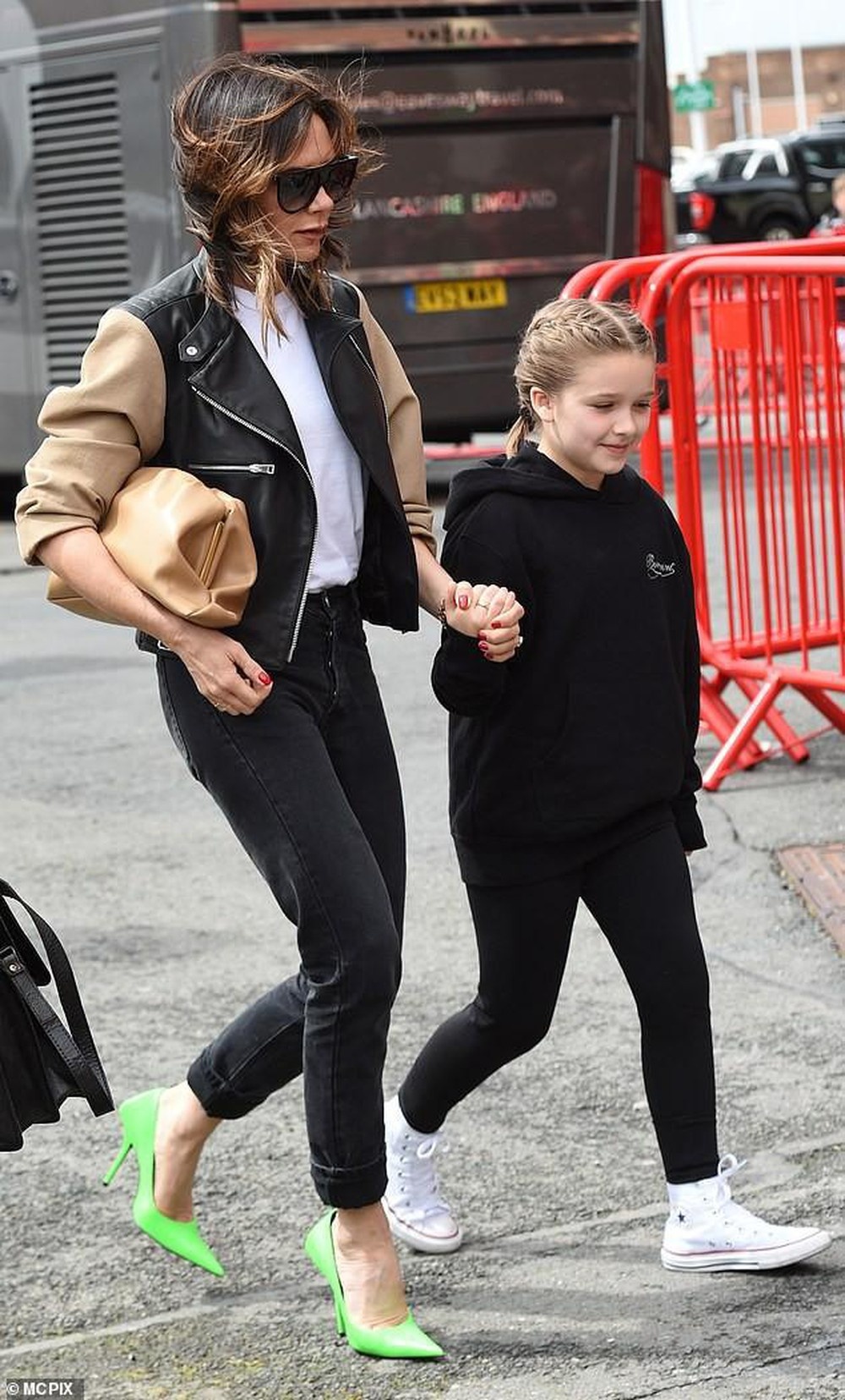Harper Beckham an mac sanh dieu anh 4