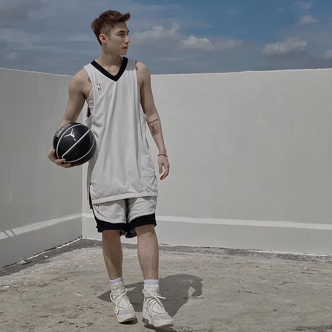 Son Tung mac do bong ro anh 1