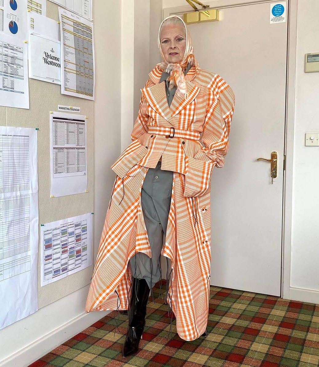 cu ba lam nguoi mau anh 1