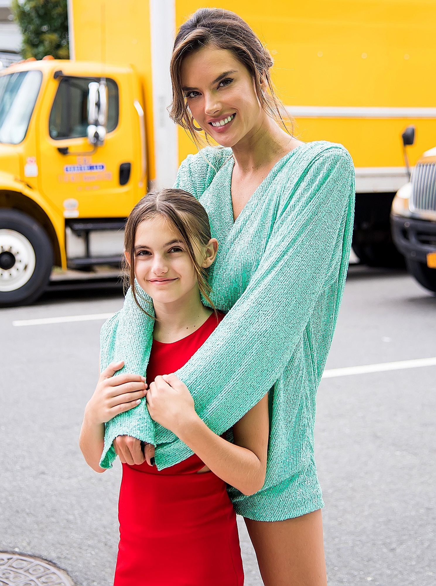 Con gai thien than noi y anh 8