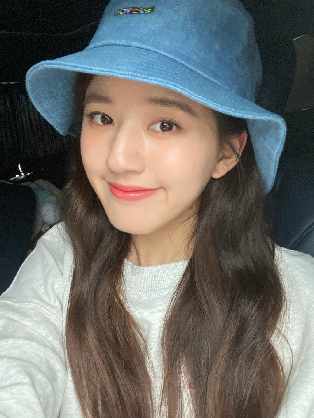 Triệu Lộ Tư khoe da trắng  ảnh 3 Trieu Lo Tu khoe da trang anh 3