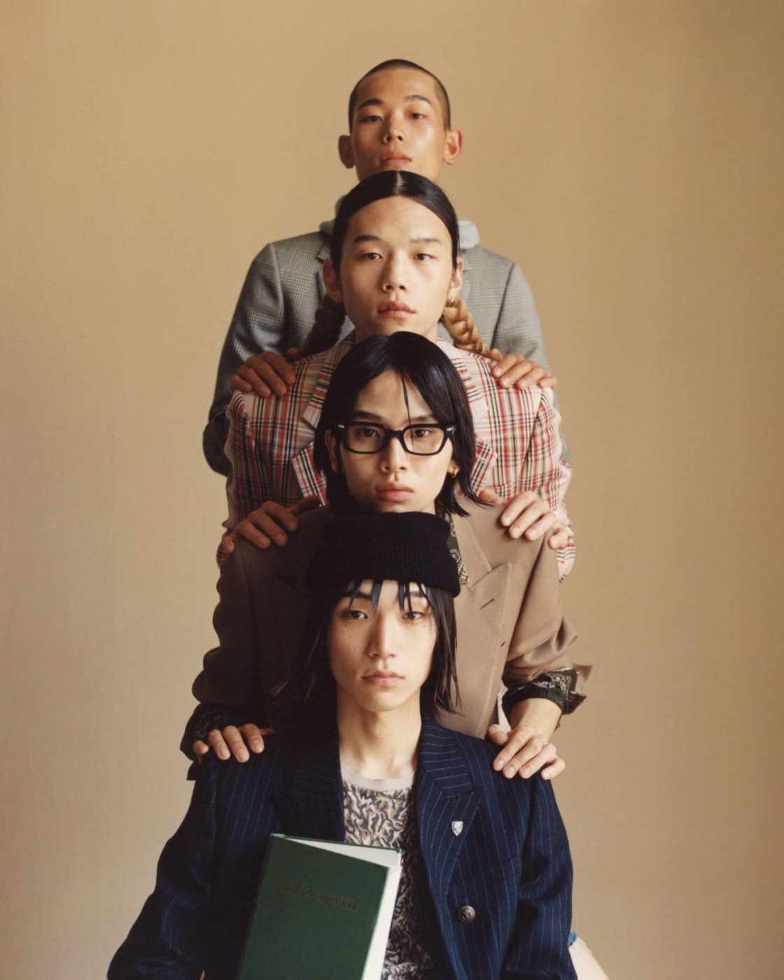 Anh hau truong thoi trang anh 9