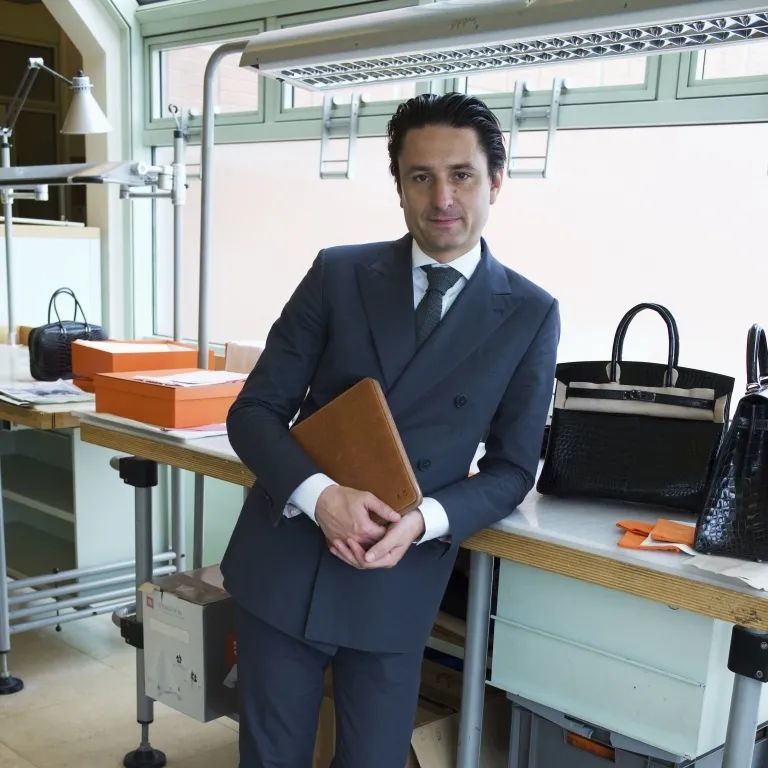 Gia tộc đứng sau thương hiệu Hermès ảnh 4 Gia toc dung sau thuong hieu Hermes anh 4