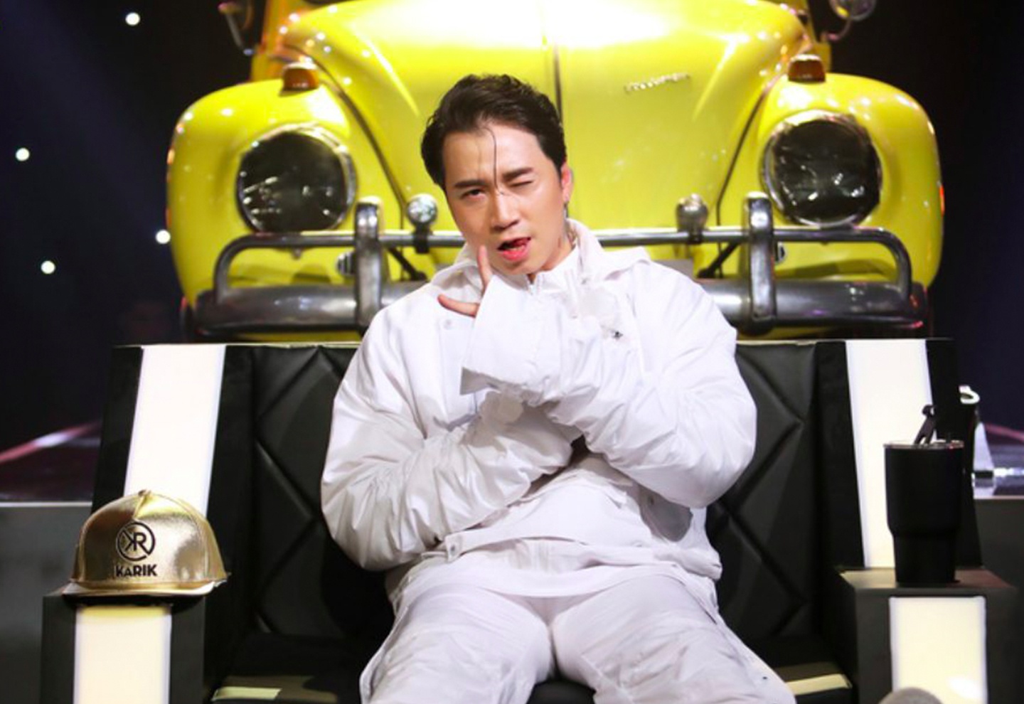 'Karik khong nhat thiet phai mac do hip hop trong Rap Viet' hinh anh