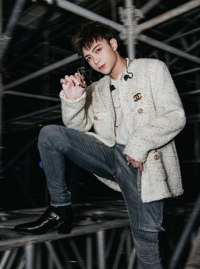 Sao nam Việt chuộng áo khoác tweed ảnh 3 Sao nam Viet chuong ao khoac tweed anh 3