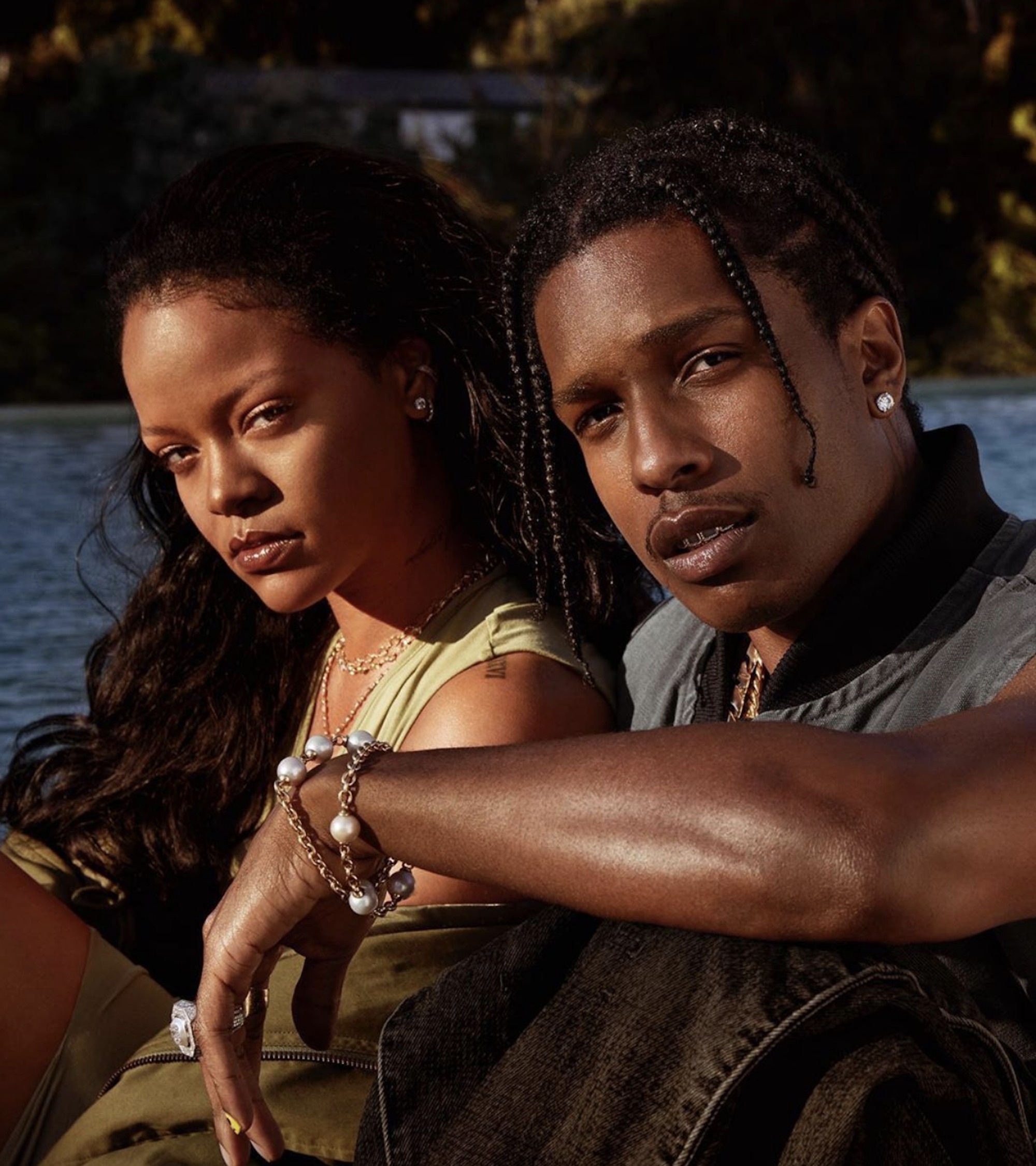 Rihanna phản bác người hâm mộ ảnh 2 Rihanna phan bac nguoi ham mo anh 2