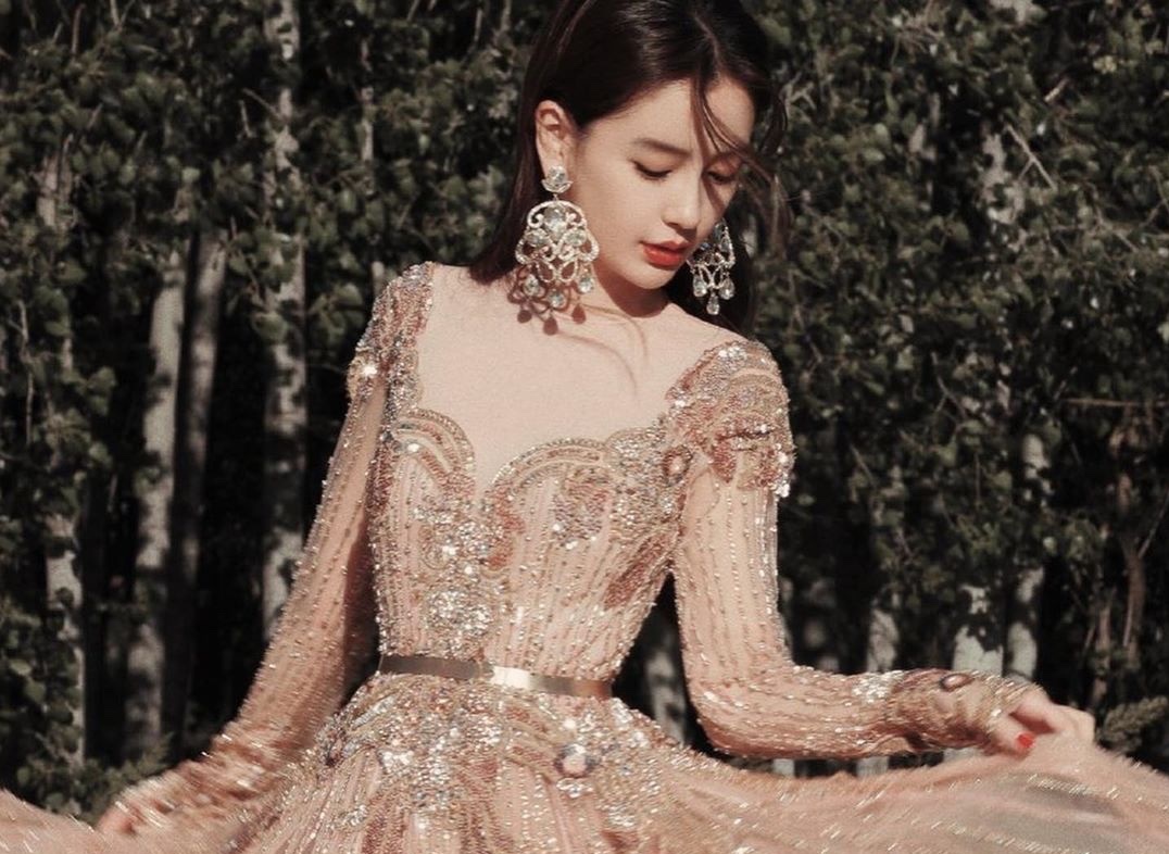 Angelababy tranh su co lo hang trong anh thoi trang hinh anh