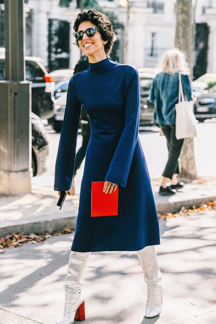 Phoi mau trang phuc cung iPhone anh 8