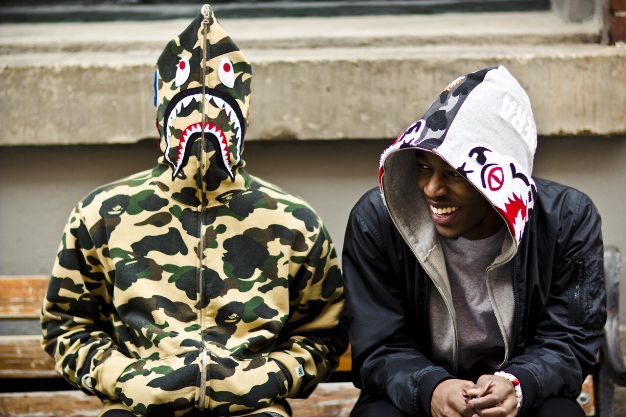 BAPE ban do dat, mau ma khong da dang khi den Viet Nam? hinh anh