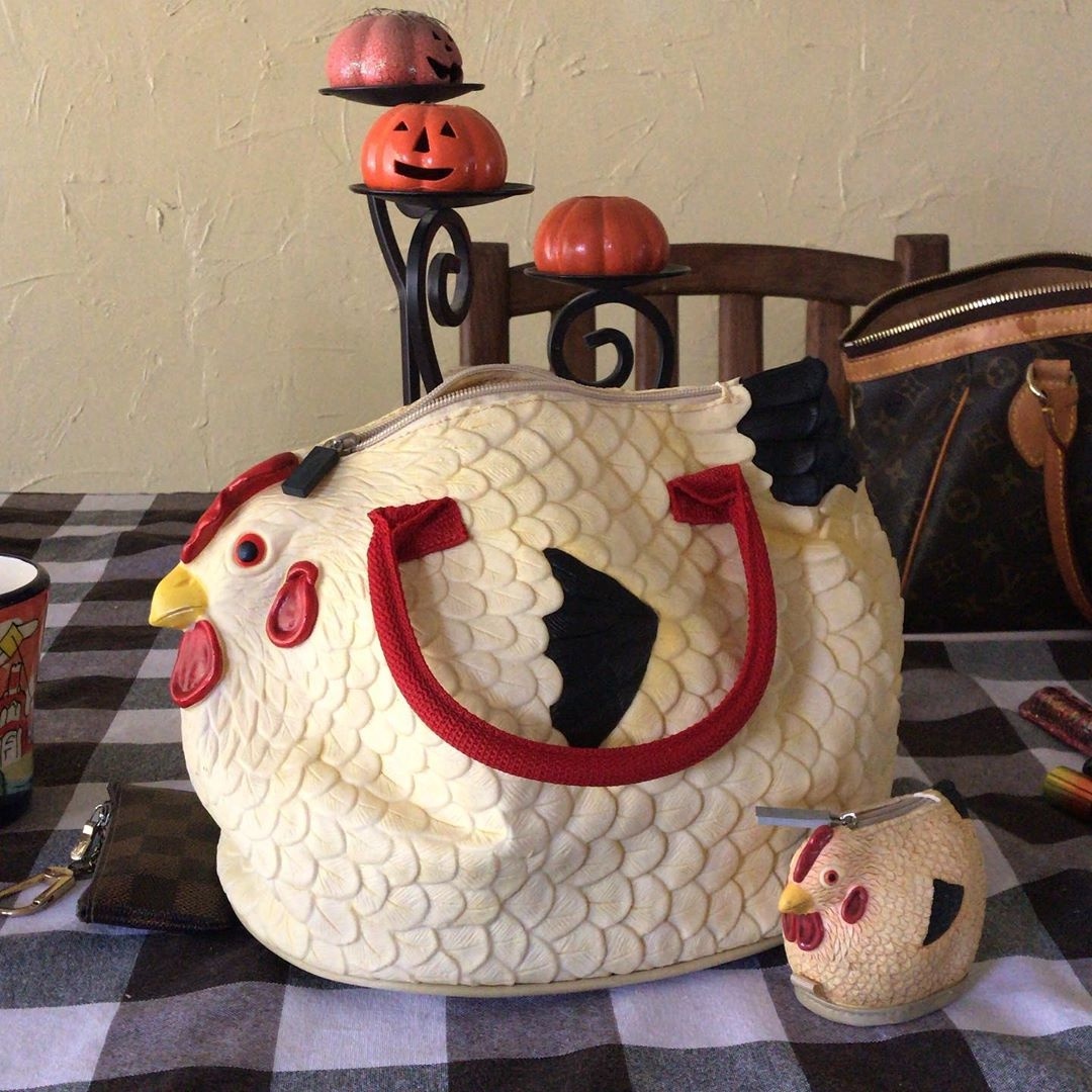 Túi xách con gà gây sốt ảnh 1 Tui xach con ga gay sot anh 1