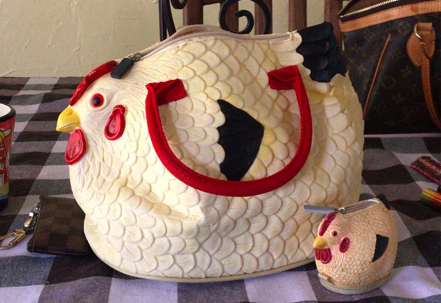 Gioi tre the gioi ro mot mua tui xach hinh con ga hinh anh