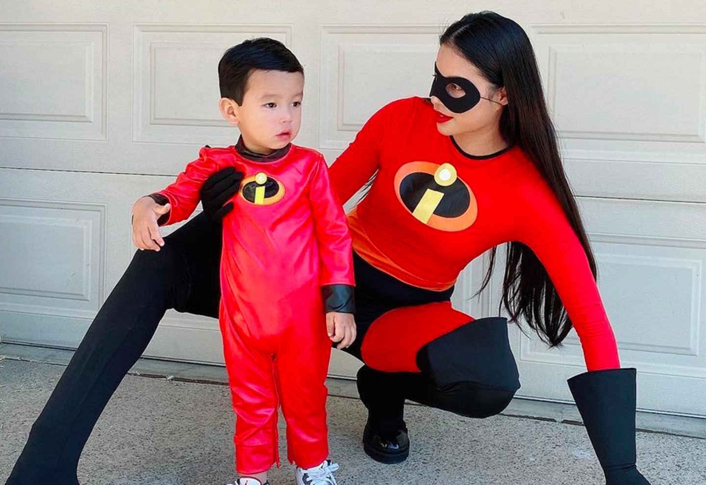 Con sao Viet hoa trang thanh sieu nhan, Than Sam Thor hinh anh