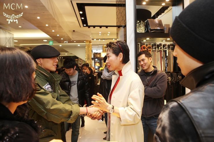 G-Dragon duoc uu ai anh 12