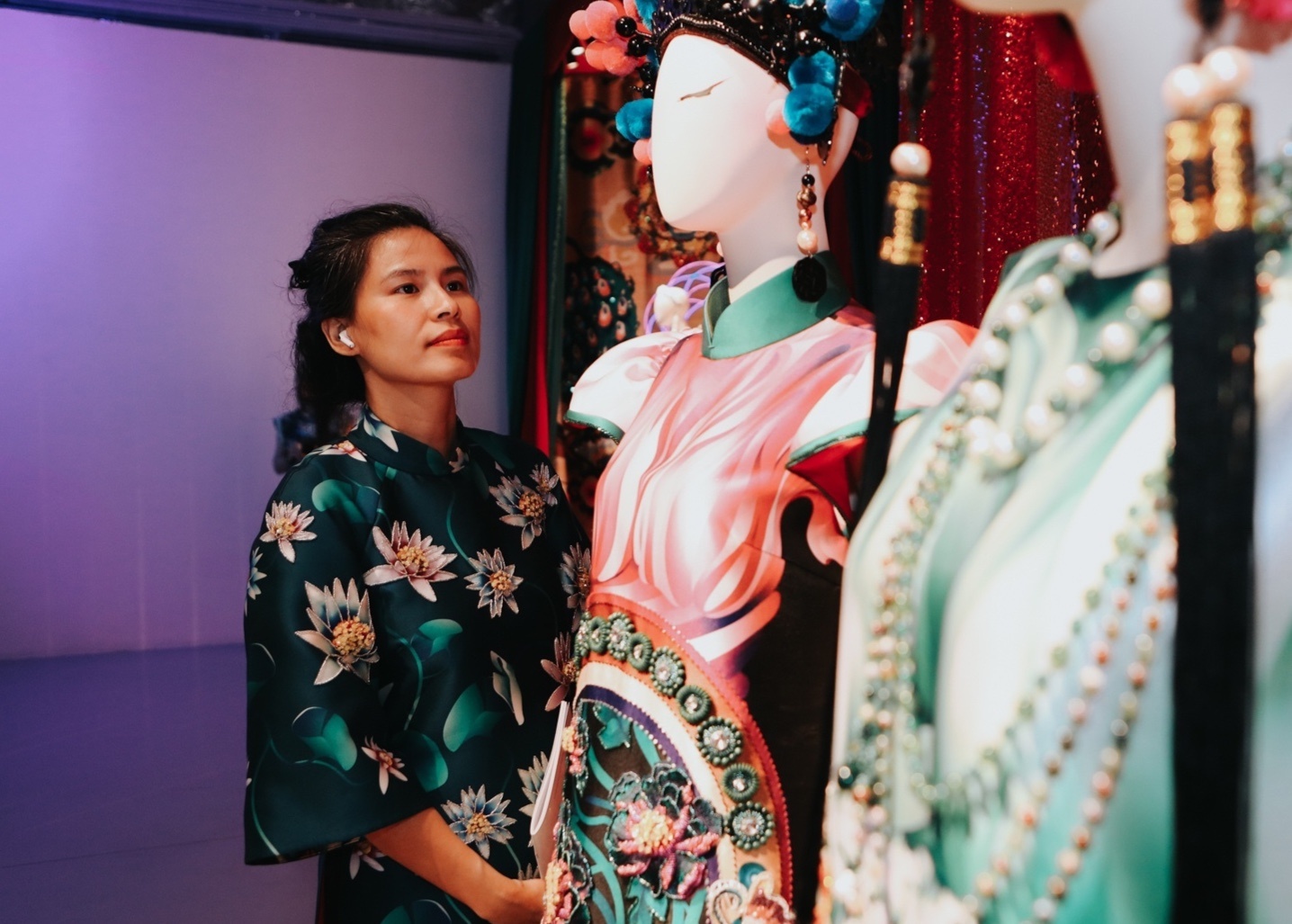 Thuy Nguyen lam ao dai anh 1