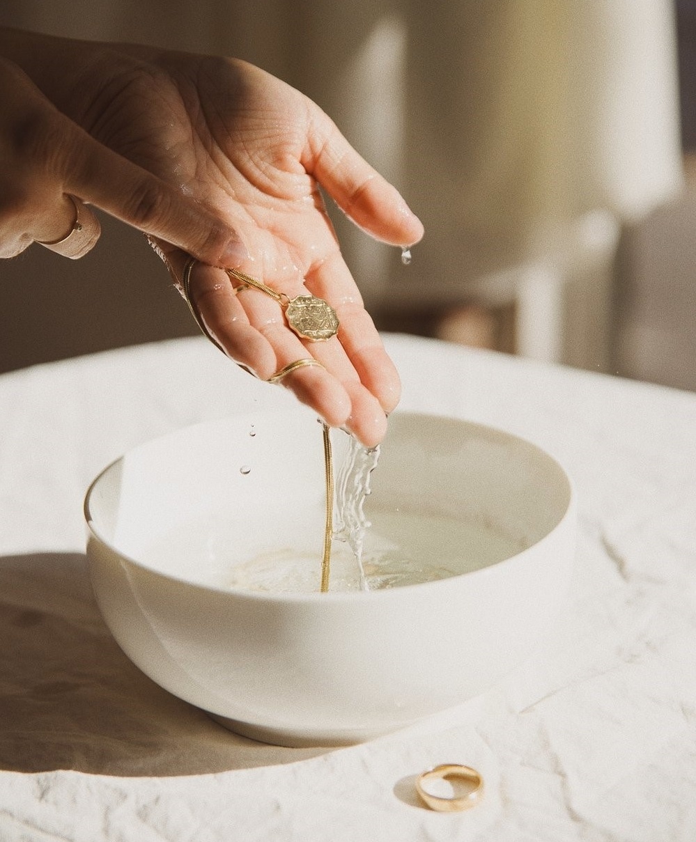 Lam sach trang suc Pandora anh 3