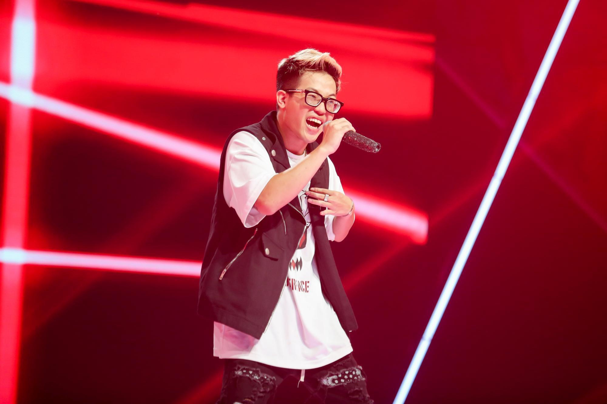 RichChoi chuong mac do noi anh 3