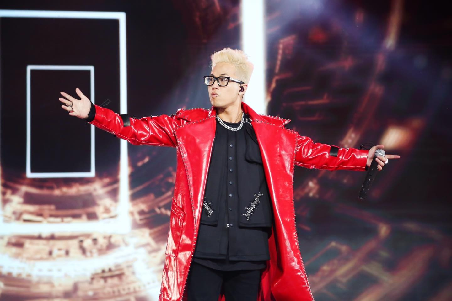 RichChoi chuong mac do noi anh 2