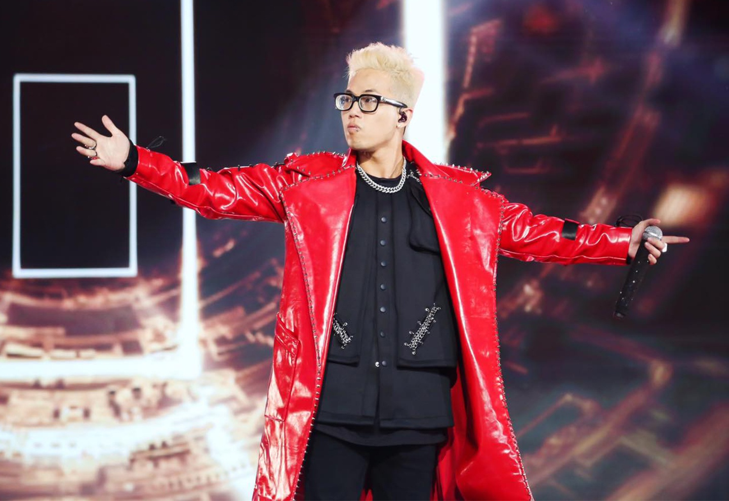 RichChoi thich mac do mau noi tai King of Rap hinh anh