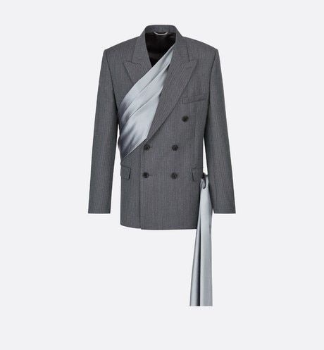 Karik dien suit Dior anh 4