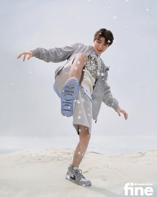 Karik dien suit Dior anh 12