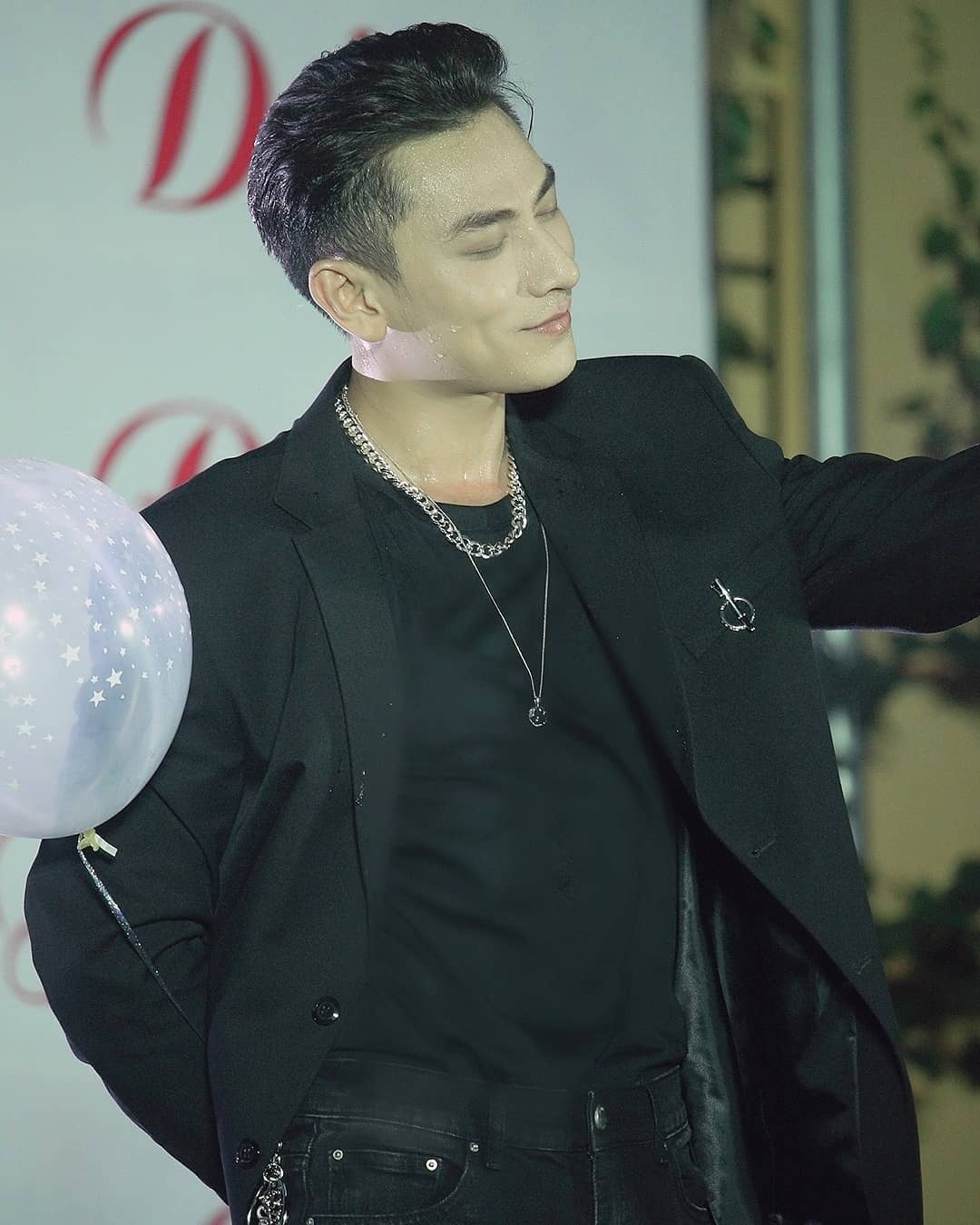 Binz mac suit ca tinh anh 3