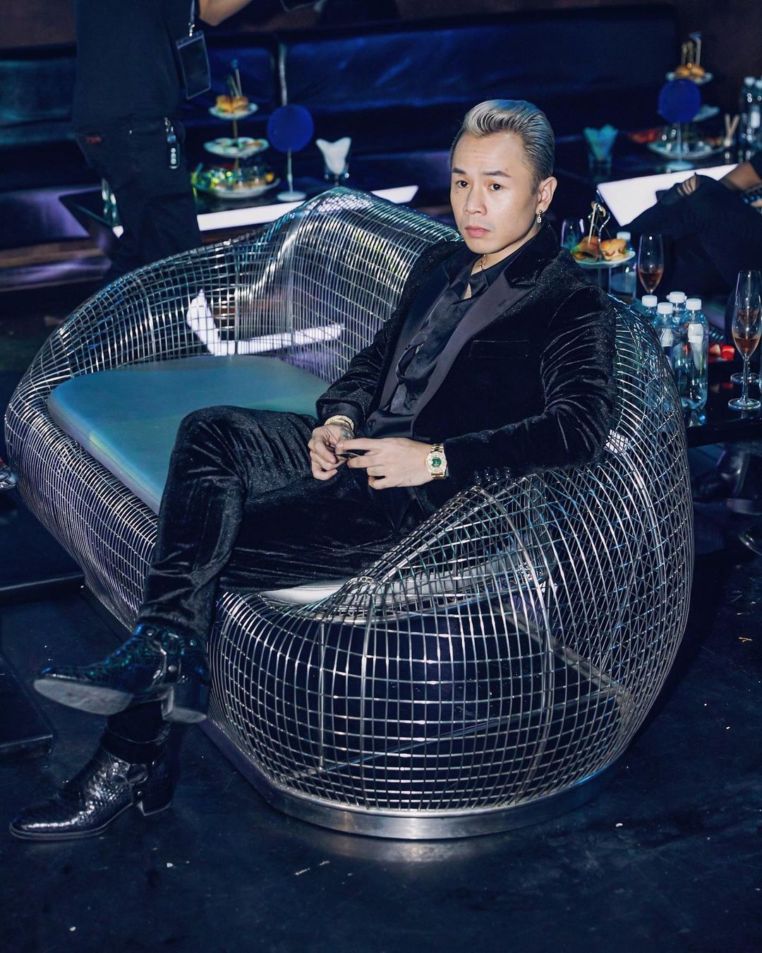 Binz mac suit ca tinh anh 2