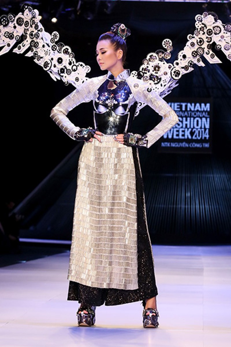 Cong Tri mo man AVIFW 2020 anh 9