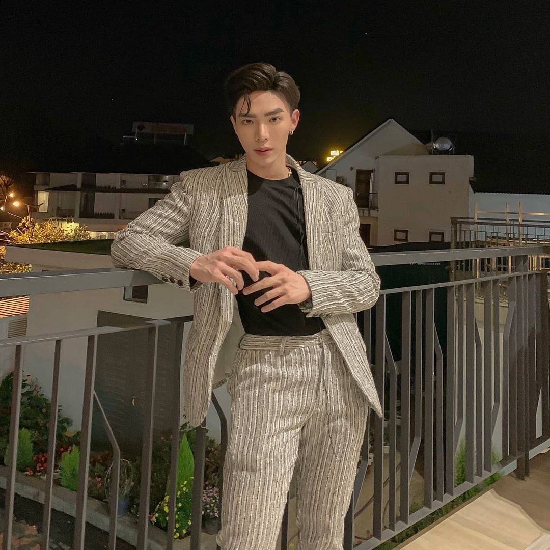 Jack mac do nu anh 4