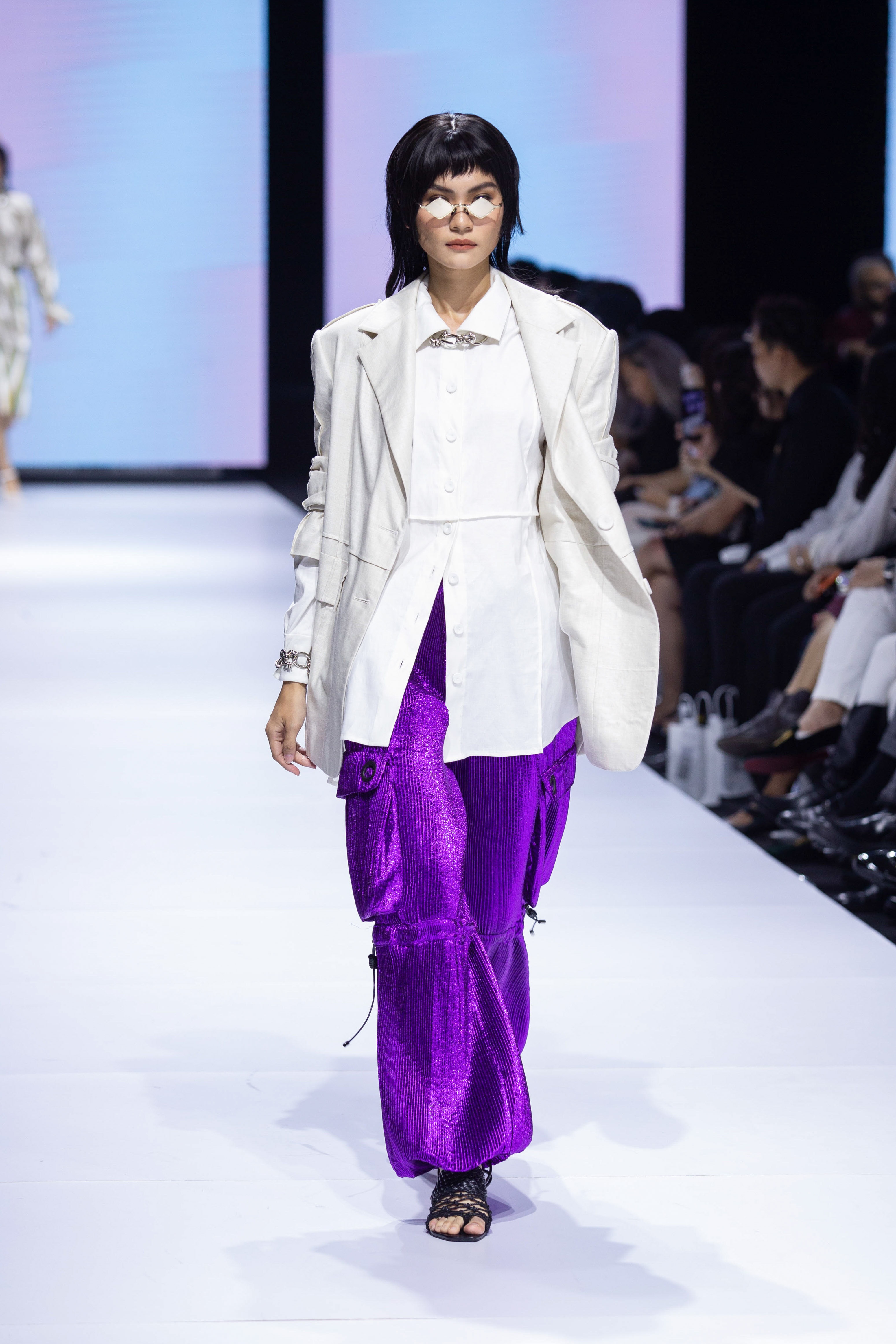 show Cong Tri anh 13