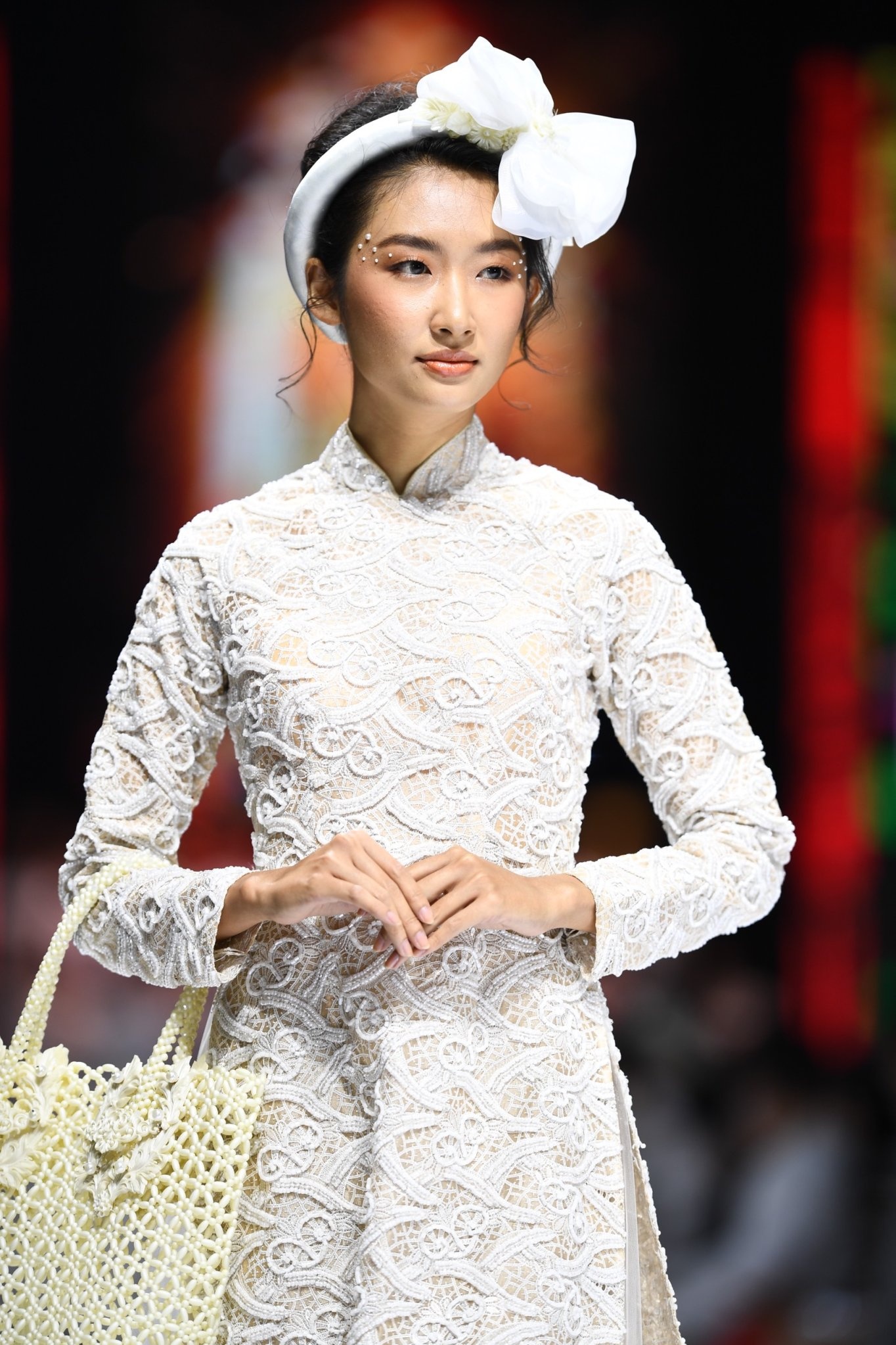 NTK Minh Chau anh 14