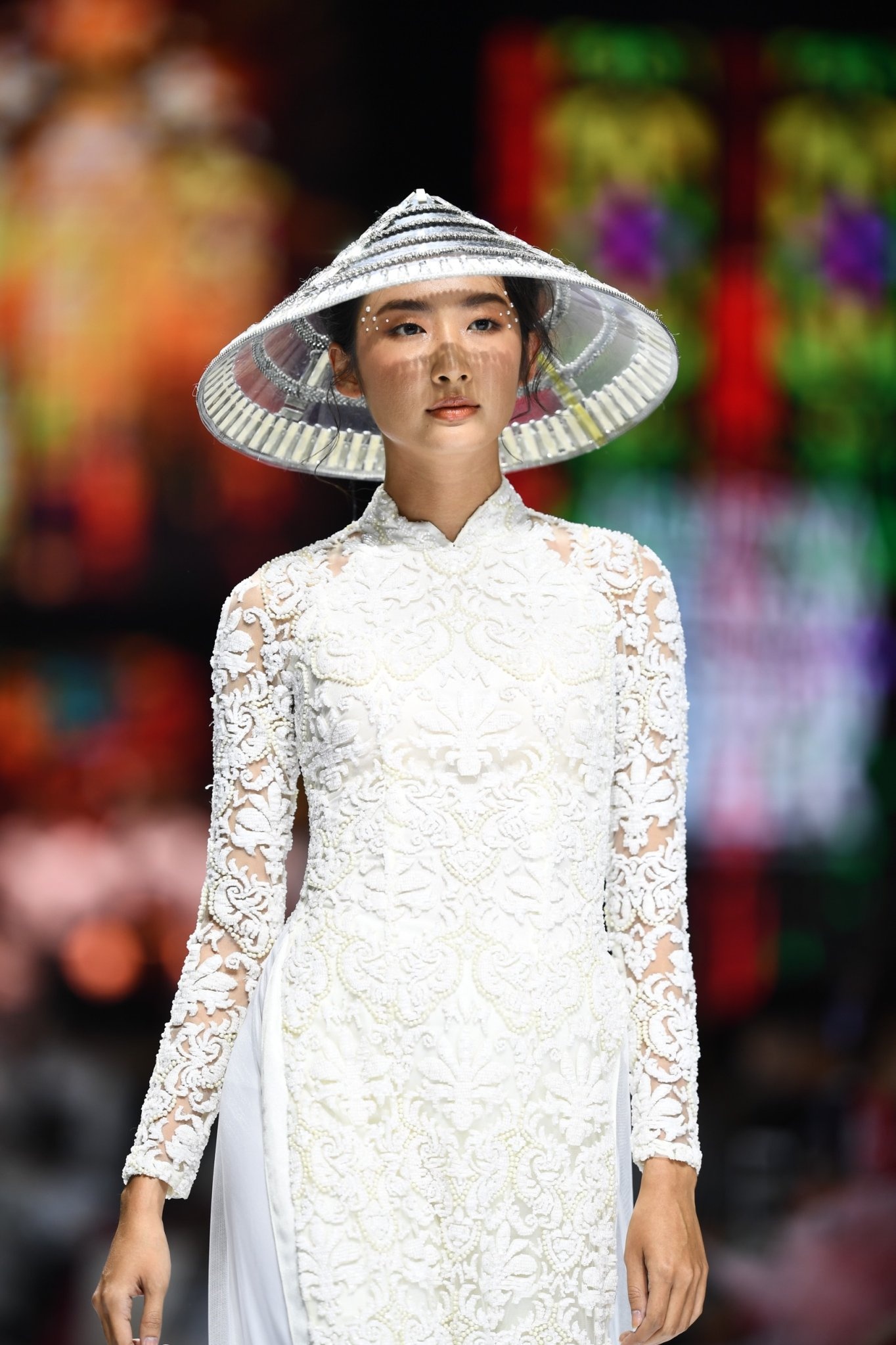 NTK Minh Chau anh 19