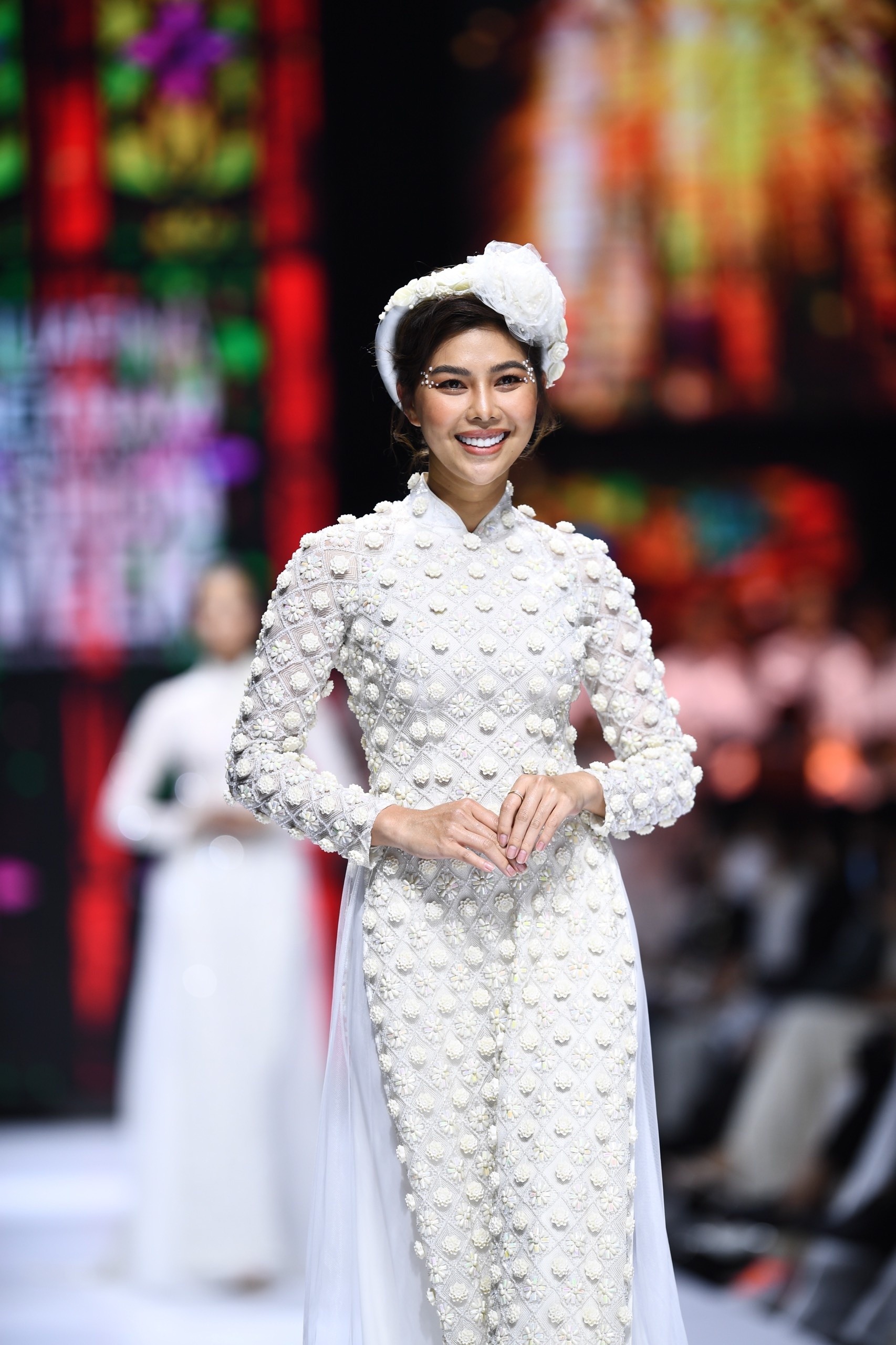 NTK Minh Chau anh 21