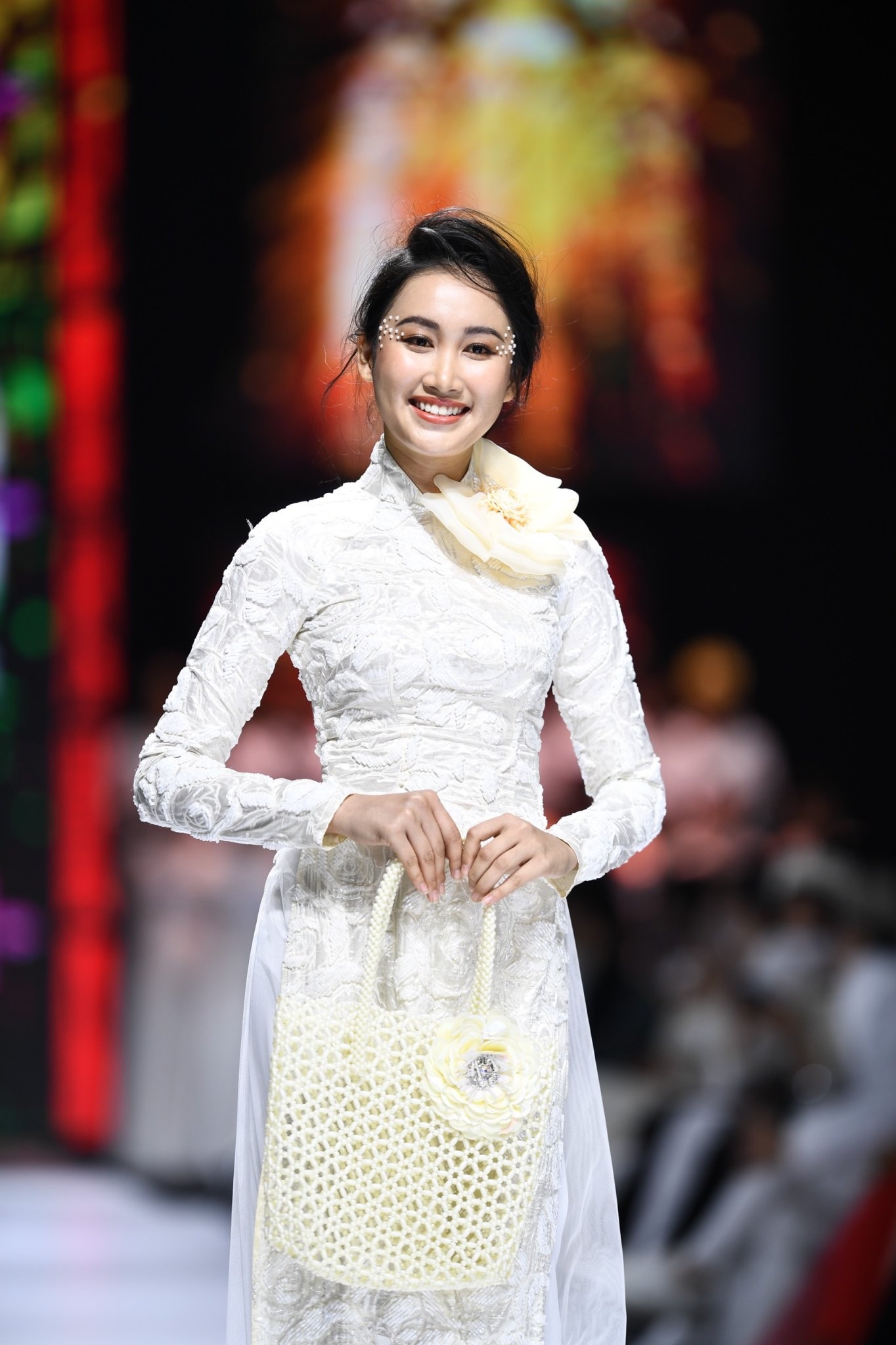 NTK Minh Chau anh 22