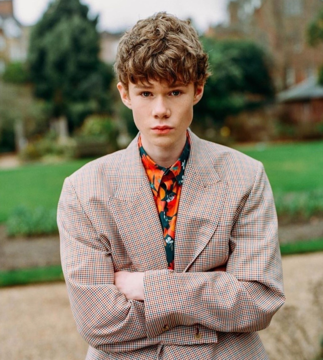 mau nam dien tren duong pho anh 1