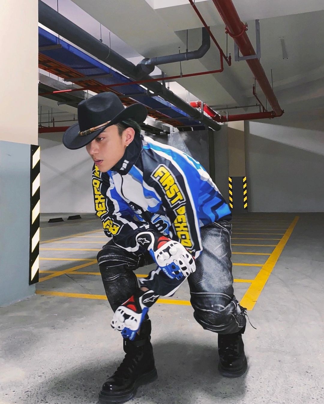 Tran Thanh mac do giong Hari Won anh 2