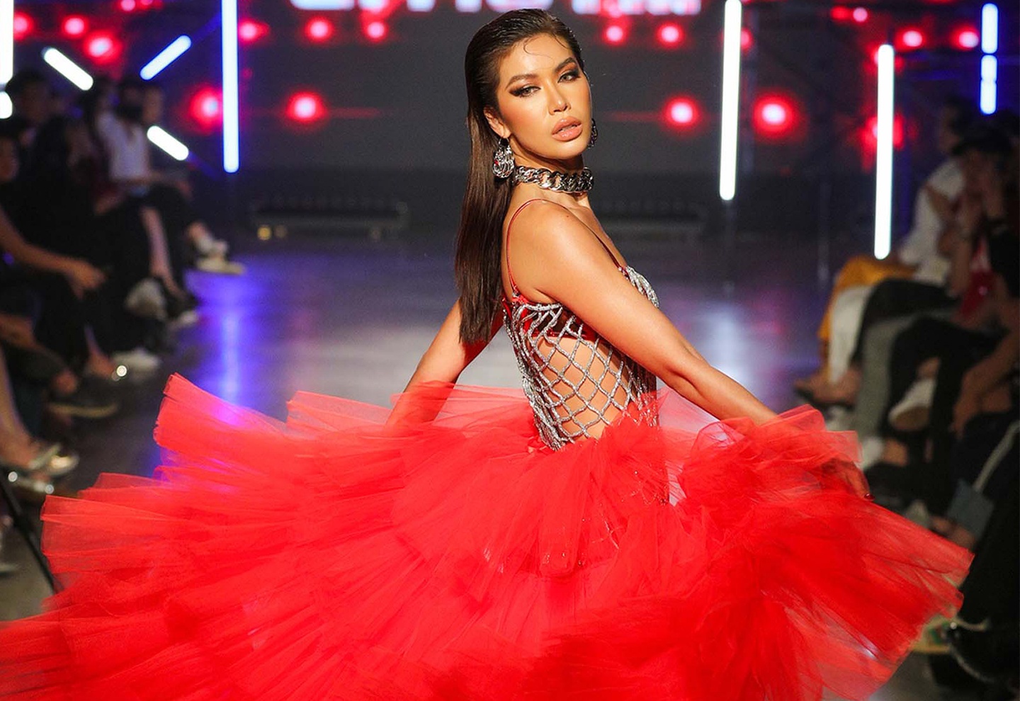 Le hoi Thoi trang Quoc te Viet Nam co bi mat di ban chat? hinh anh