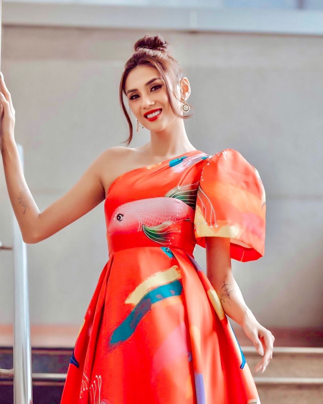 Sao Viet chuong mac do ho anh 4