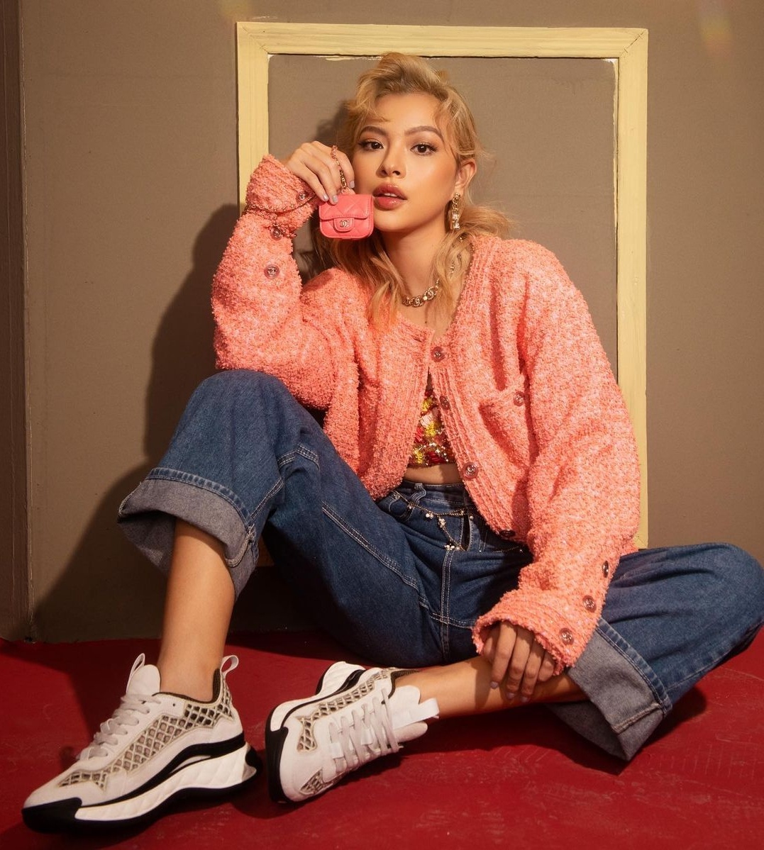 Sao Viet chuong mac do ho anh 9