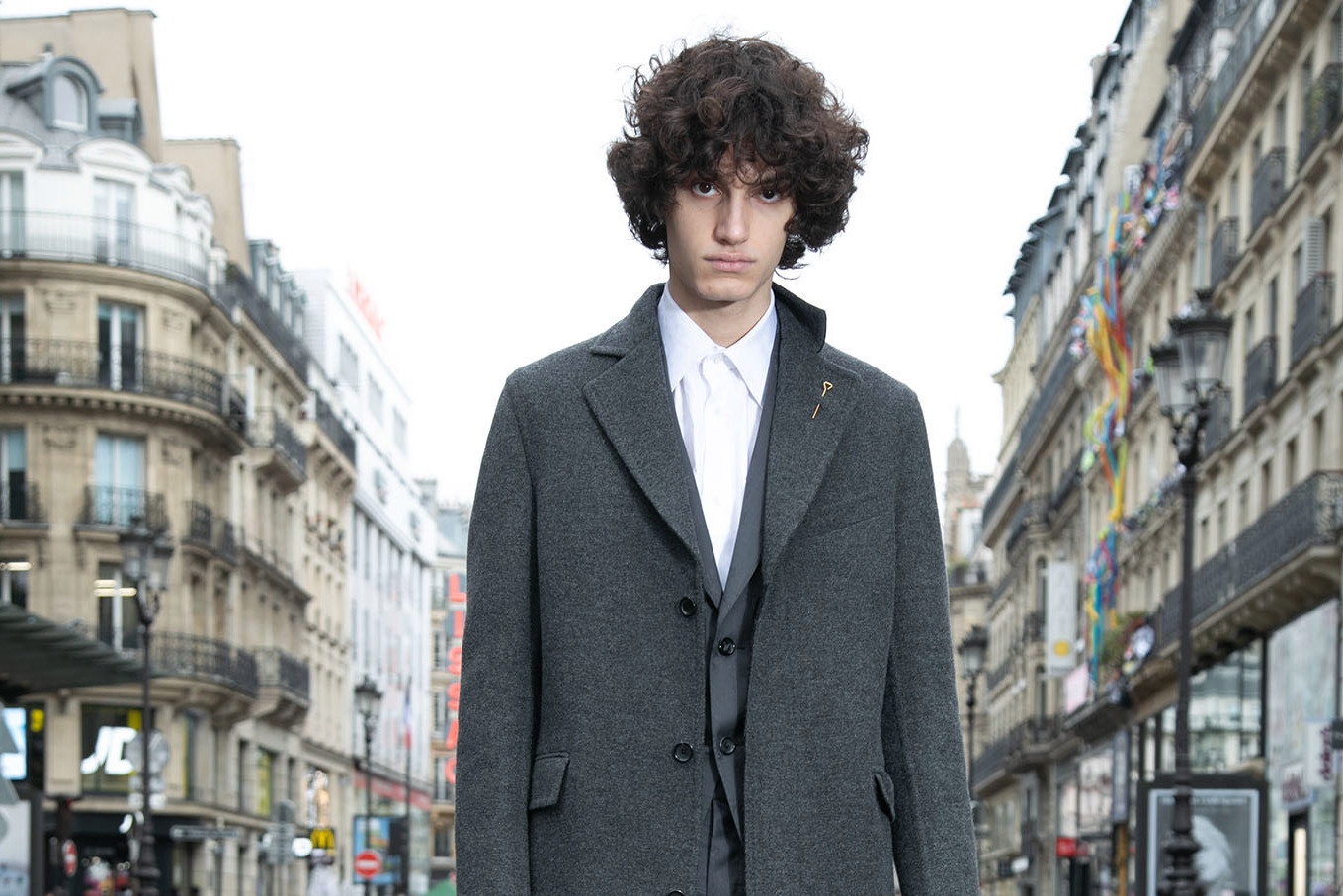 Canh sat Phap khong cho phep tuan le thoi trang co khan gia hinh anh