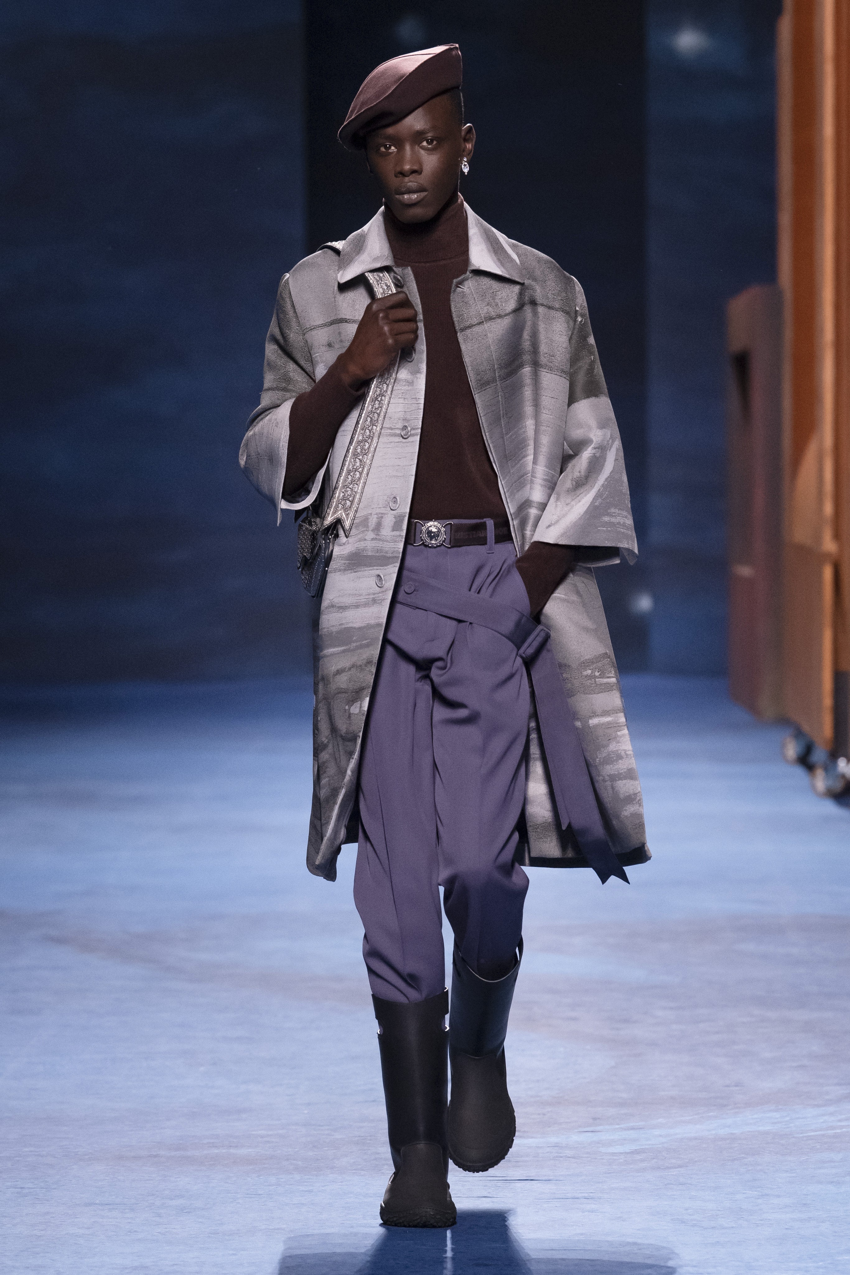 Thiet ke cua Balenciaga anh 35