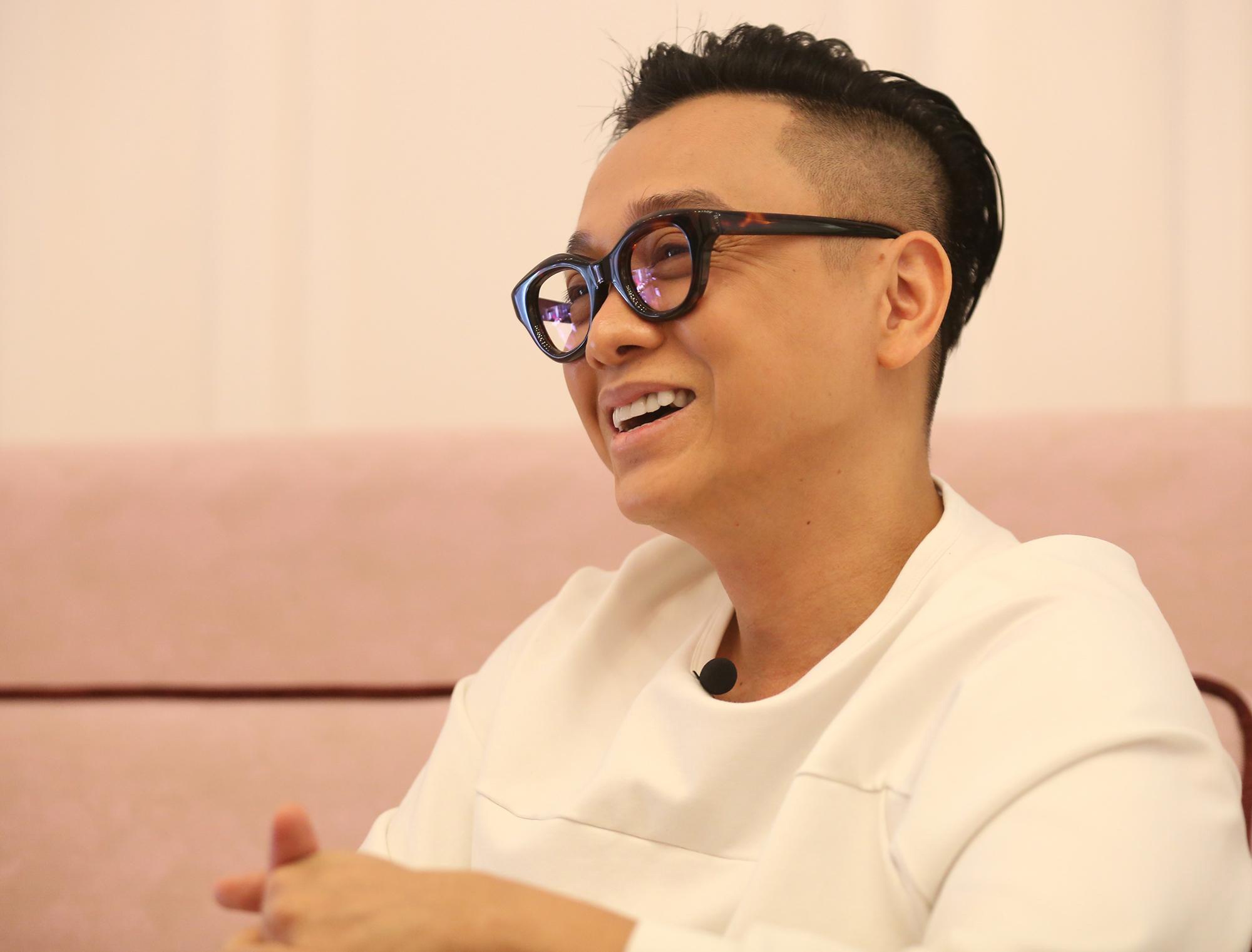 NTK Cong Tri chia se ban than anh 2