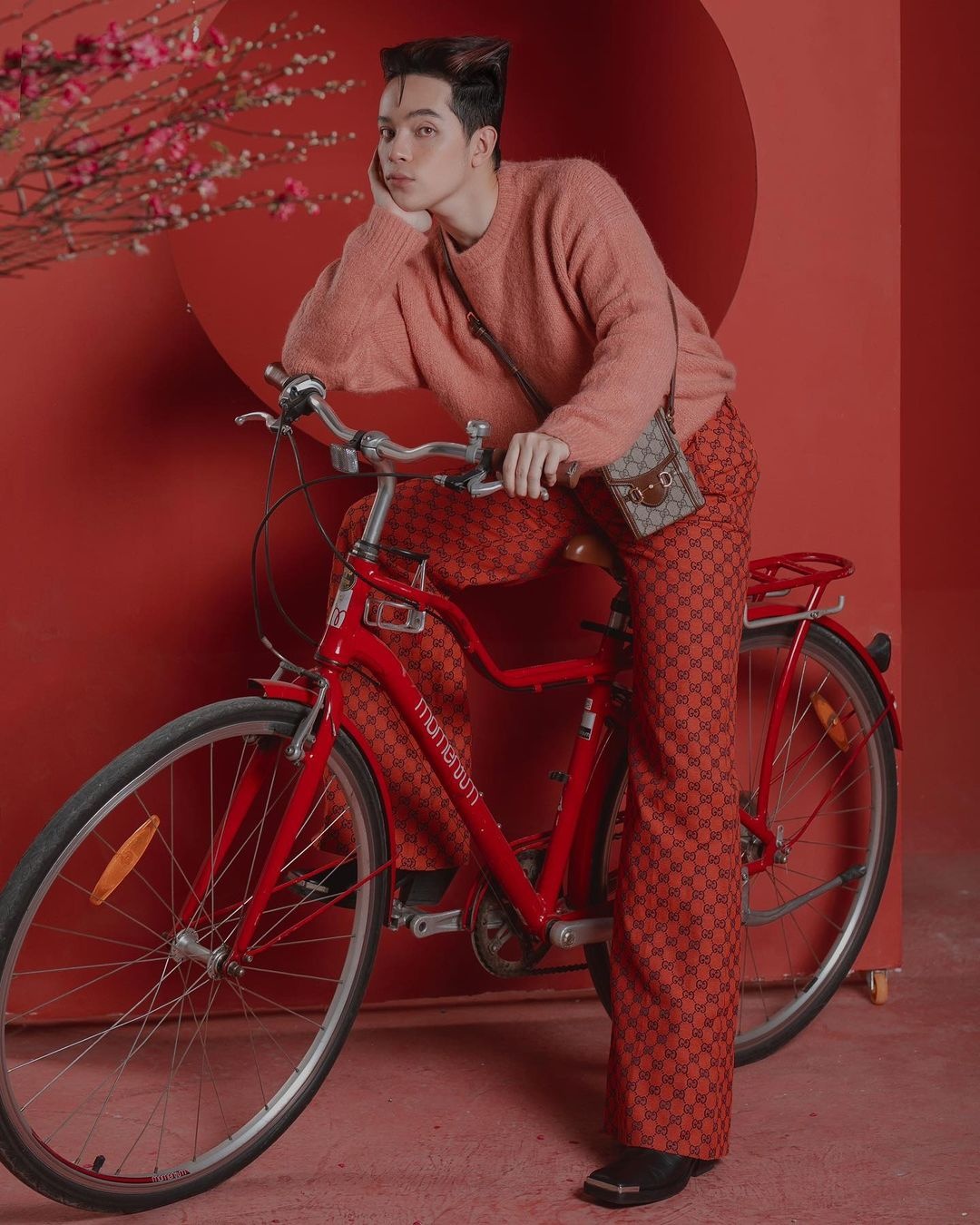 Tin do thoi trang mac ao dai anh 8