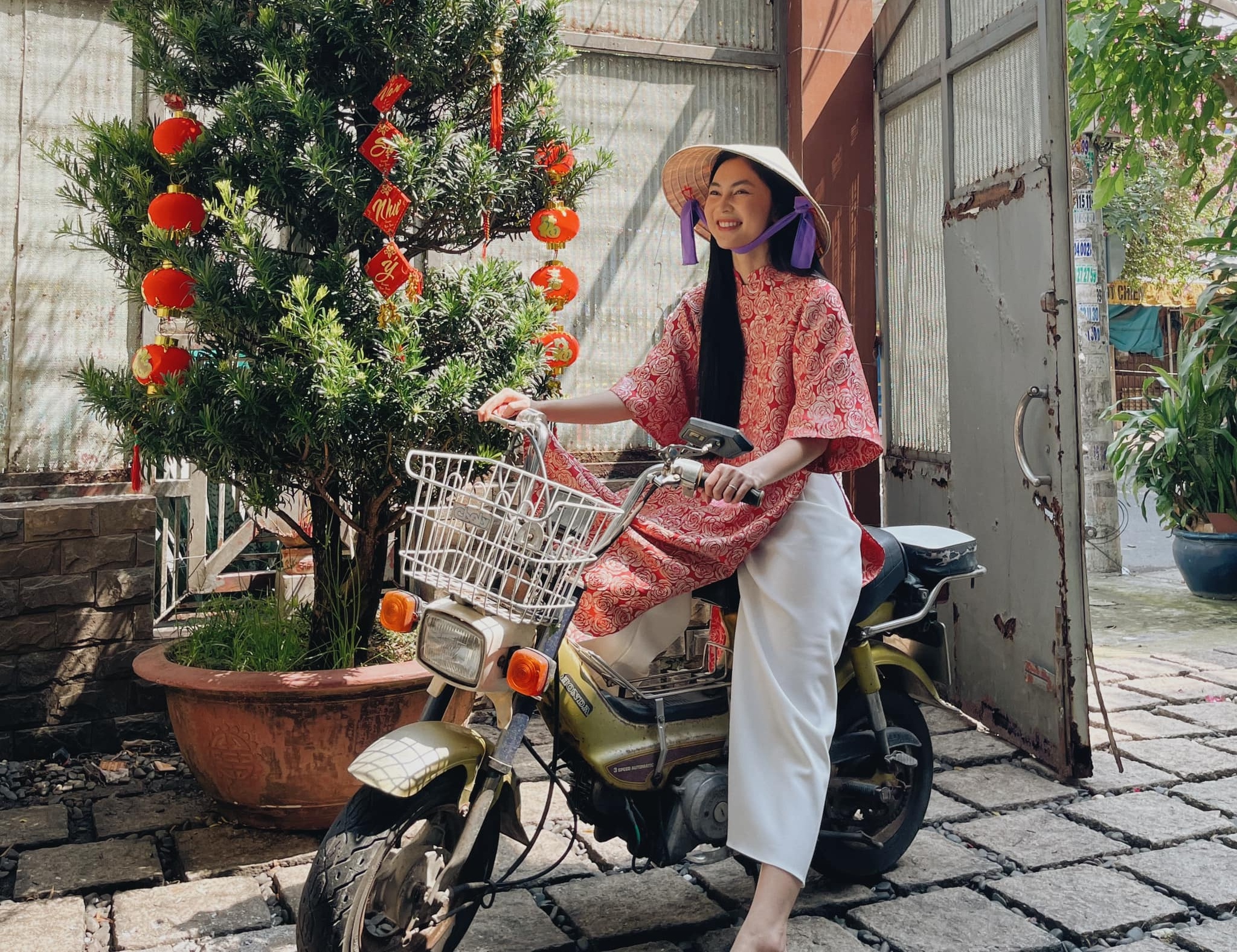 Tin do thoi trang mac ao dai anh 7